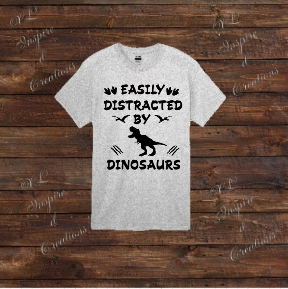 Easily distracted by dinosaurs - trex - T-shirt