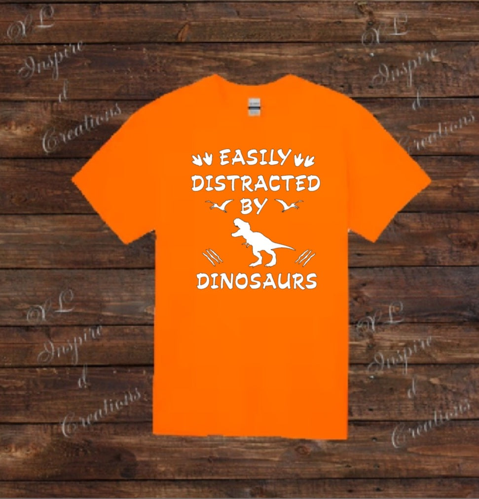 Easily distracted by dinosaurs - trex - T-shirt